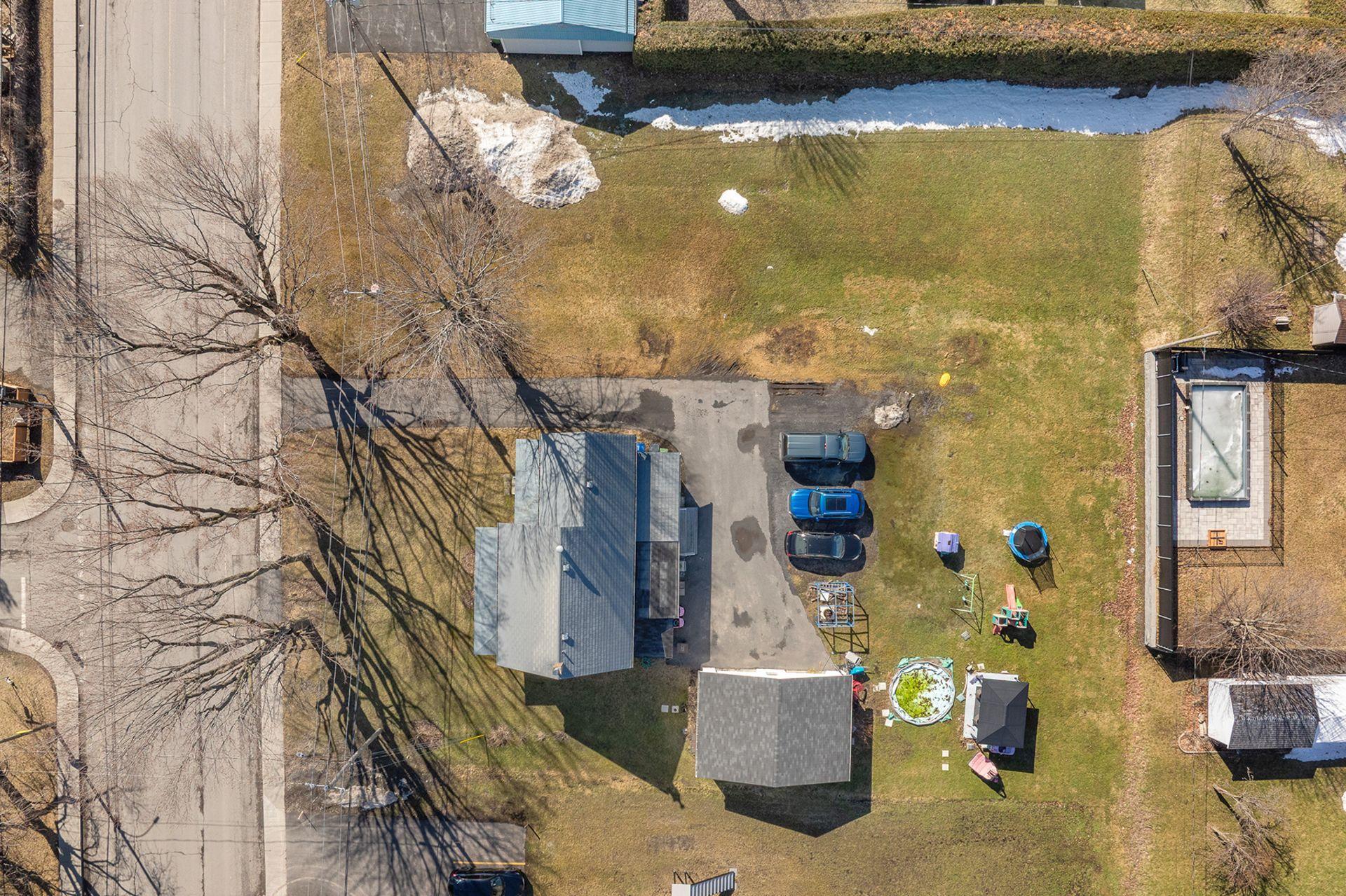 









420

 - 422


Rue Jacques-Cartier S.

,
Saint-Jean-sur-Richelieu,




QC
J3B4K4

