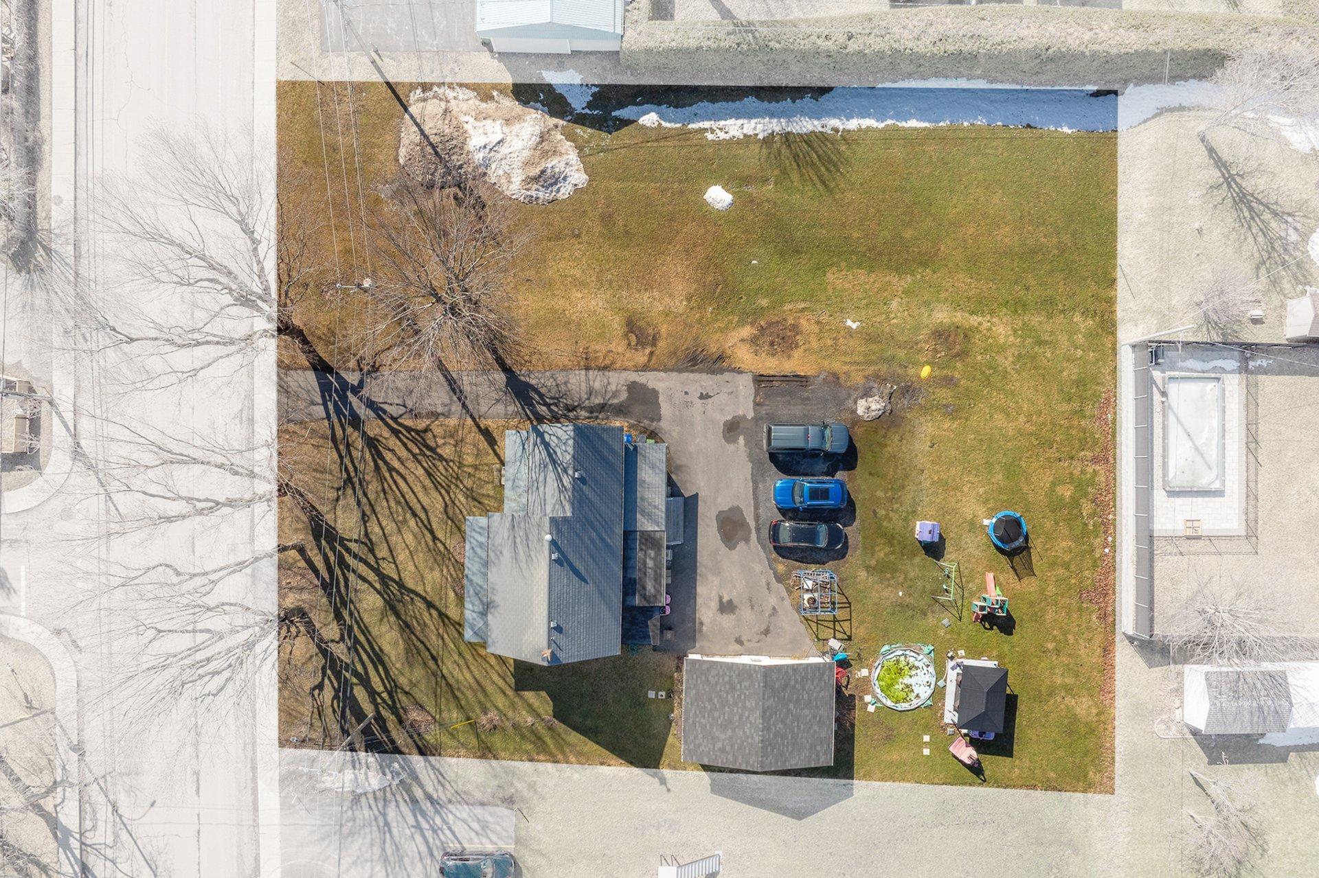 









420

 - 422


Rue Jacques-Cartier S.

,
Saint-Jean-sur-Richelieu,




QC
J3B4K4

