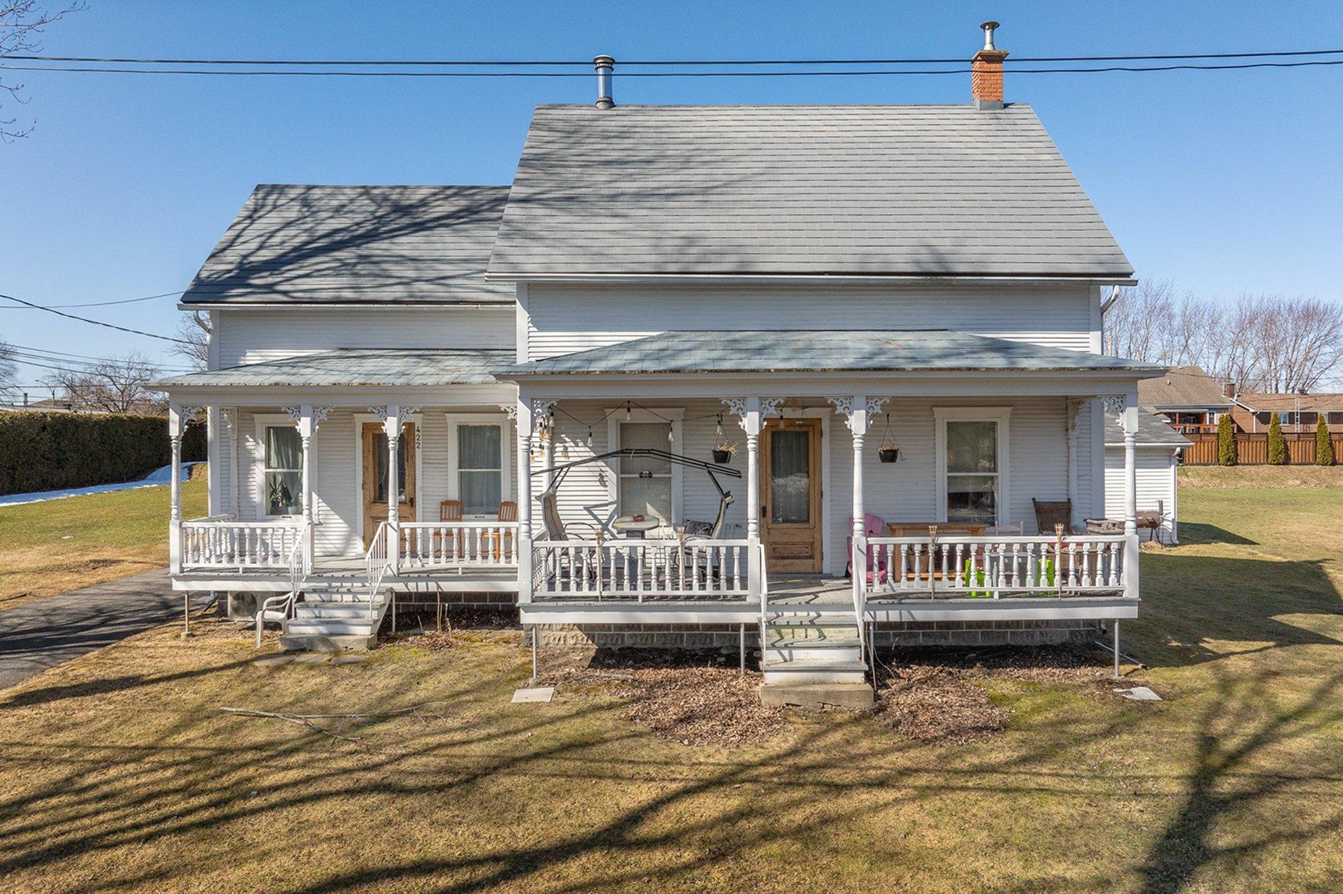 









420

 - 422


Rue Jacques-Cartier S.

,
Saint-Jean-sur-Richelieu,




QC
J3B4K4

