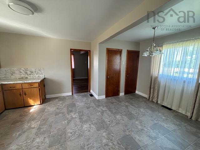 












342 Twelfth Street

,
New Waterford,




NS
B1H 4A3

