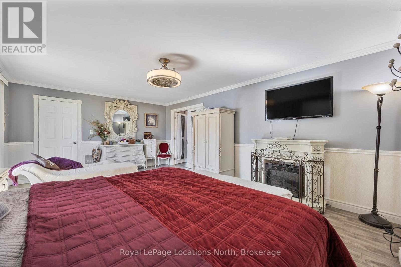 












122656 GREY 9 ROAD

,
West Grey,




Ontario
N0G1C0

