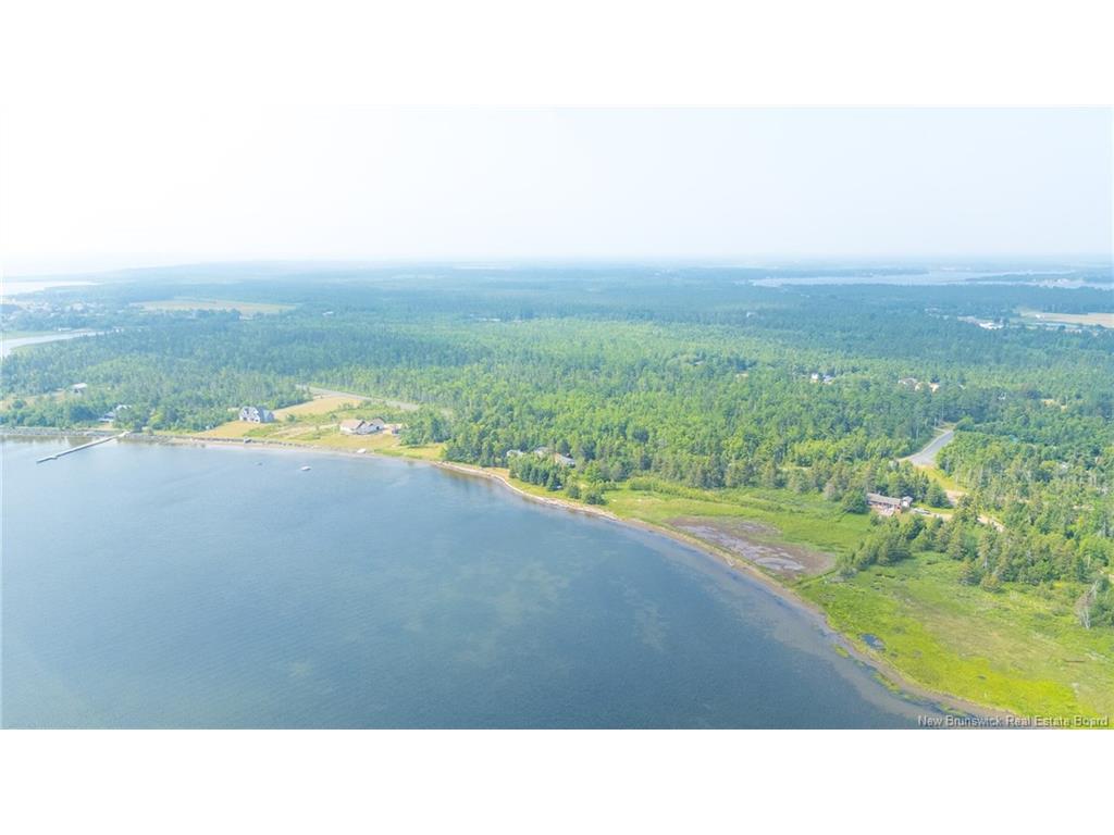 









Lot 2022-8


de l’Outarde

ST,
Pointe-Des-Robichaud,







NB
E1X 4G7

