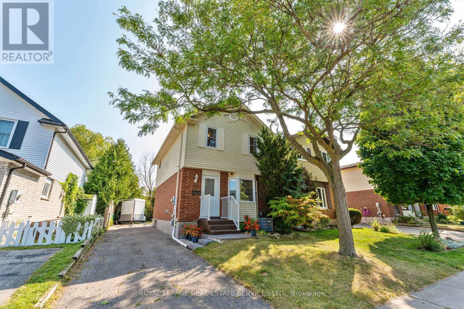 












30 REID COURT

,
Guelph,




Ontario
N1G3R6

