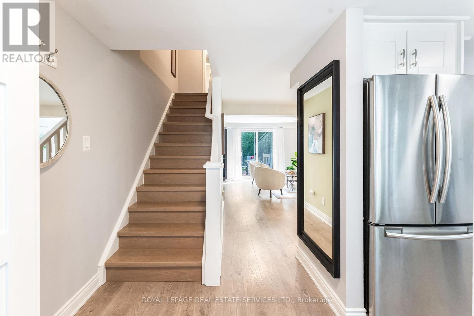 












30 REID COURT

,
Guelph,




Ontario
N1G3R6

