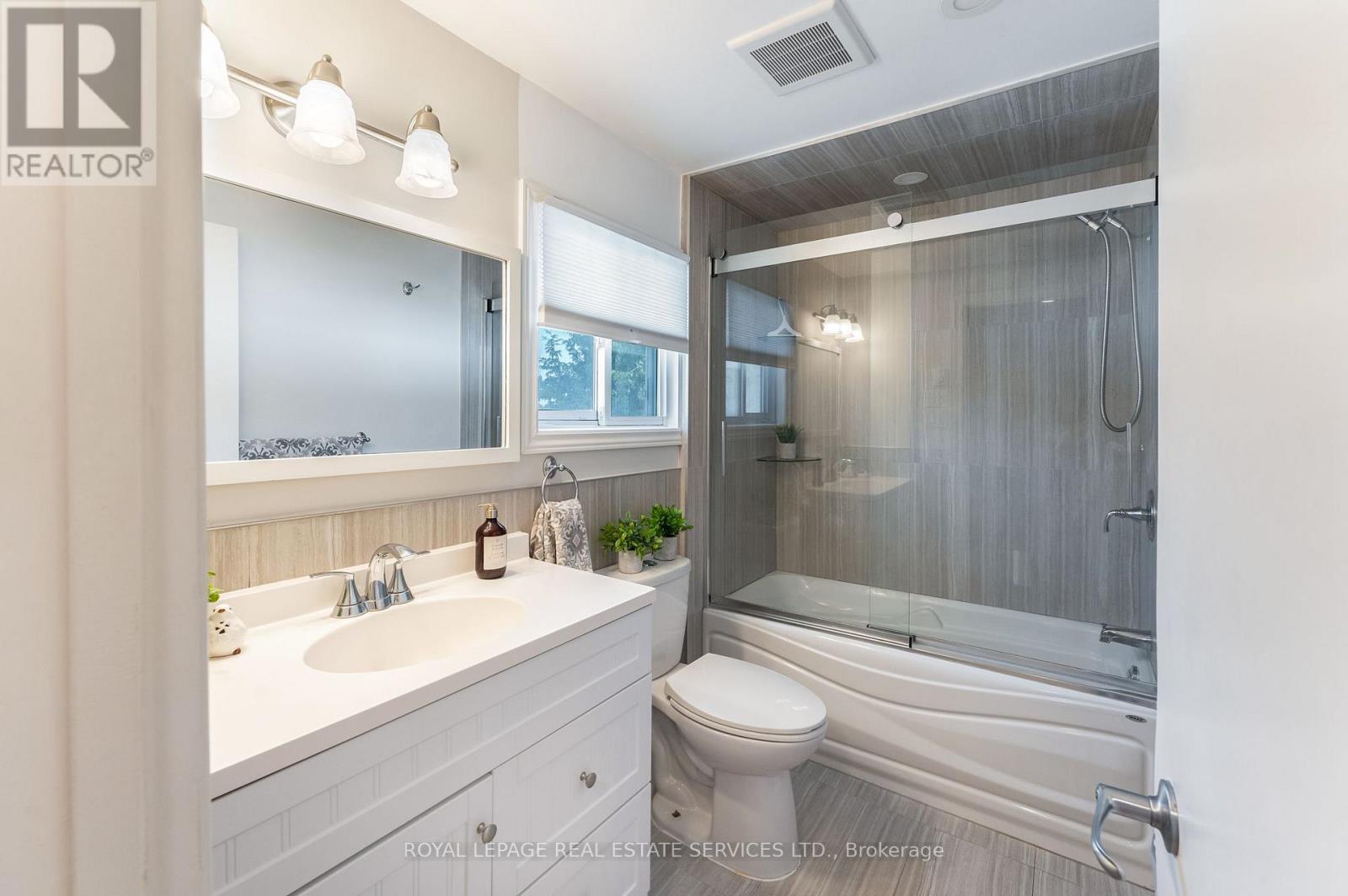 












30 REID COURT

,
Guelph,




Ontario
N1G3R6

