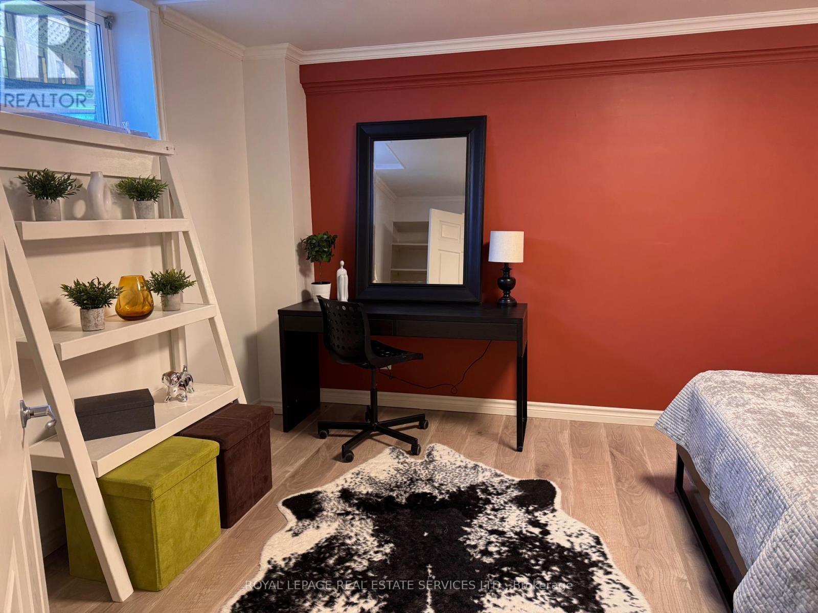 












30 REID COURT

,
Guelph,




Ontario
N1G3R6

