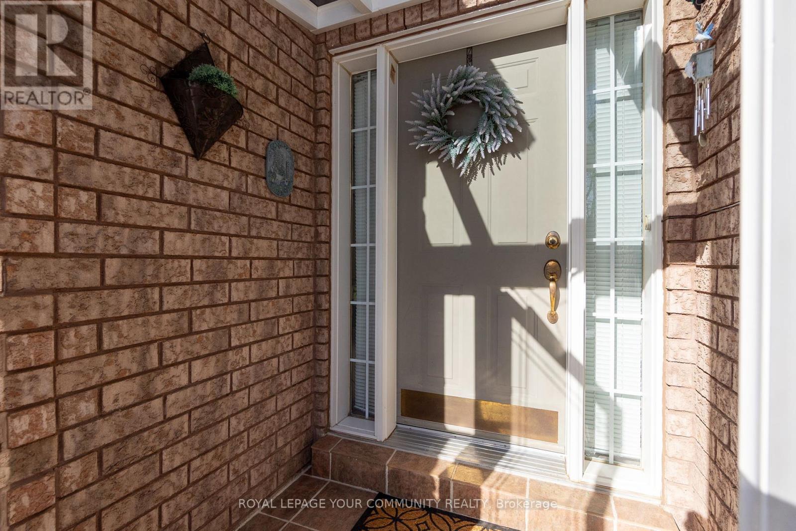 












176 LAURENTIAN BOULEVARD

,
Vaughan,




Ontario
L6A2V6

