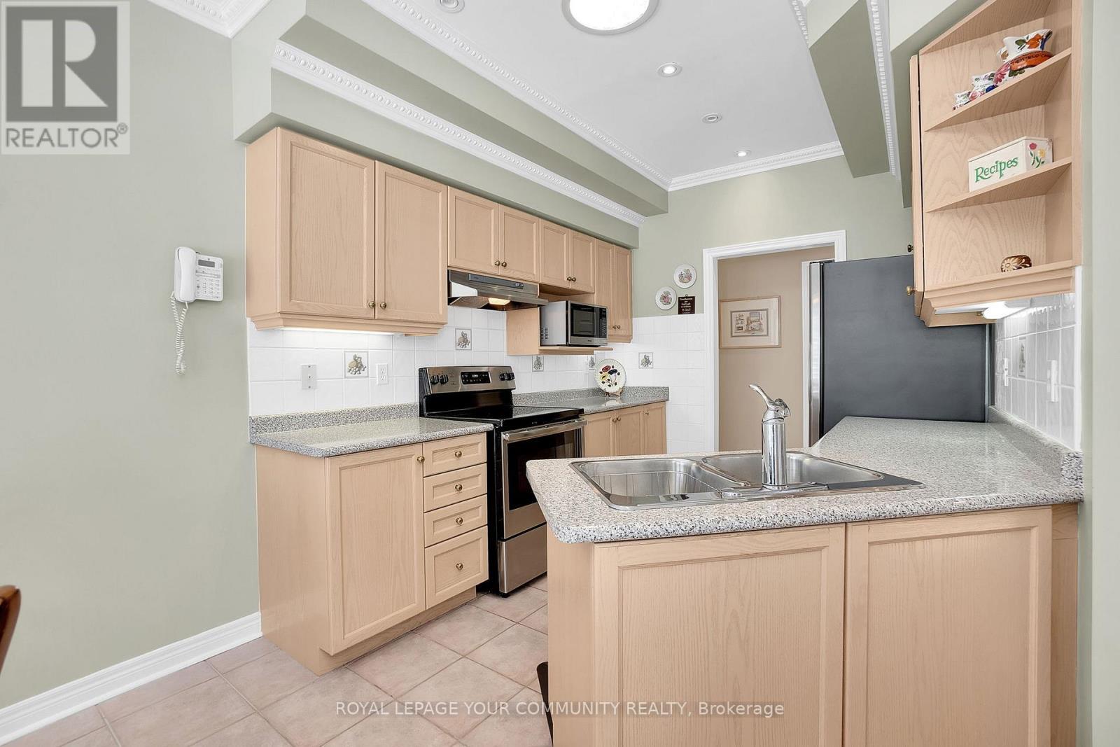 












176 LAURENTIAN BOULEVARD

,
Vaughan,




Ontario
L6A2V6

