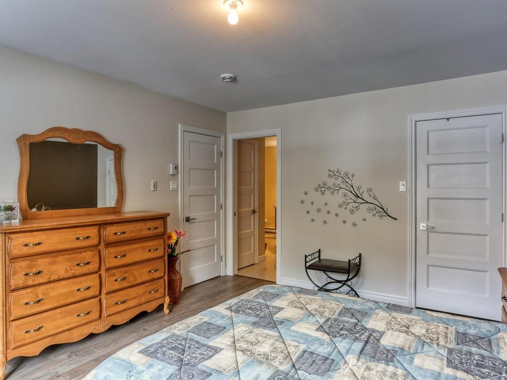 









4765


Place de la Marquise

, 201,
Trois-Rivières,




QC
G8Y0H1

