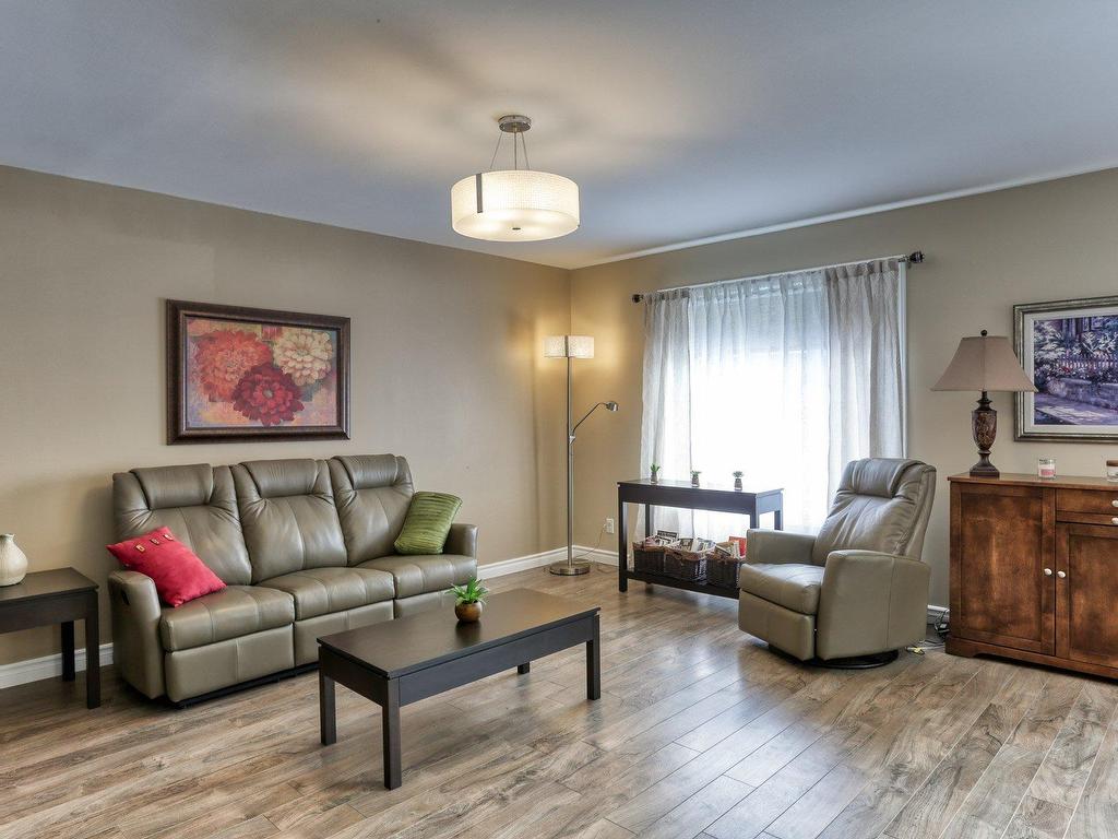 









4765


Place de la Marquise

, 201,
Trois-Rivières,




QC
G8Y0H1

