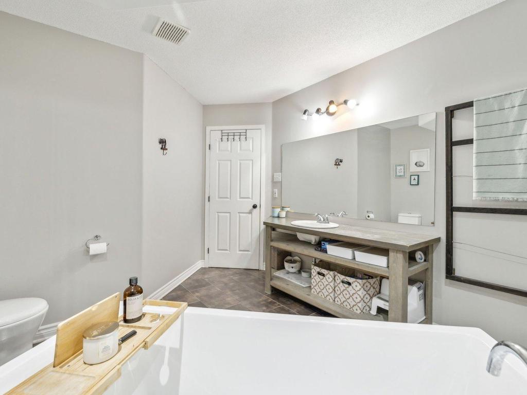 









1732


Rue Parisien

,
Gatineau (Gatineau),




QC
J8P7X8

