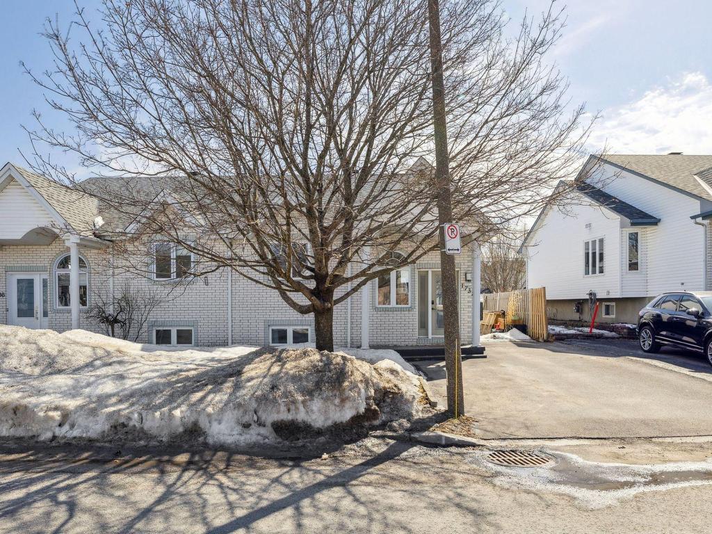 









1732


Rue Parisien

,
Gatineau (Gatineau),




QC
J8P7X8


