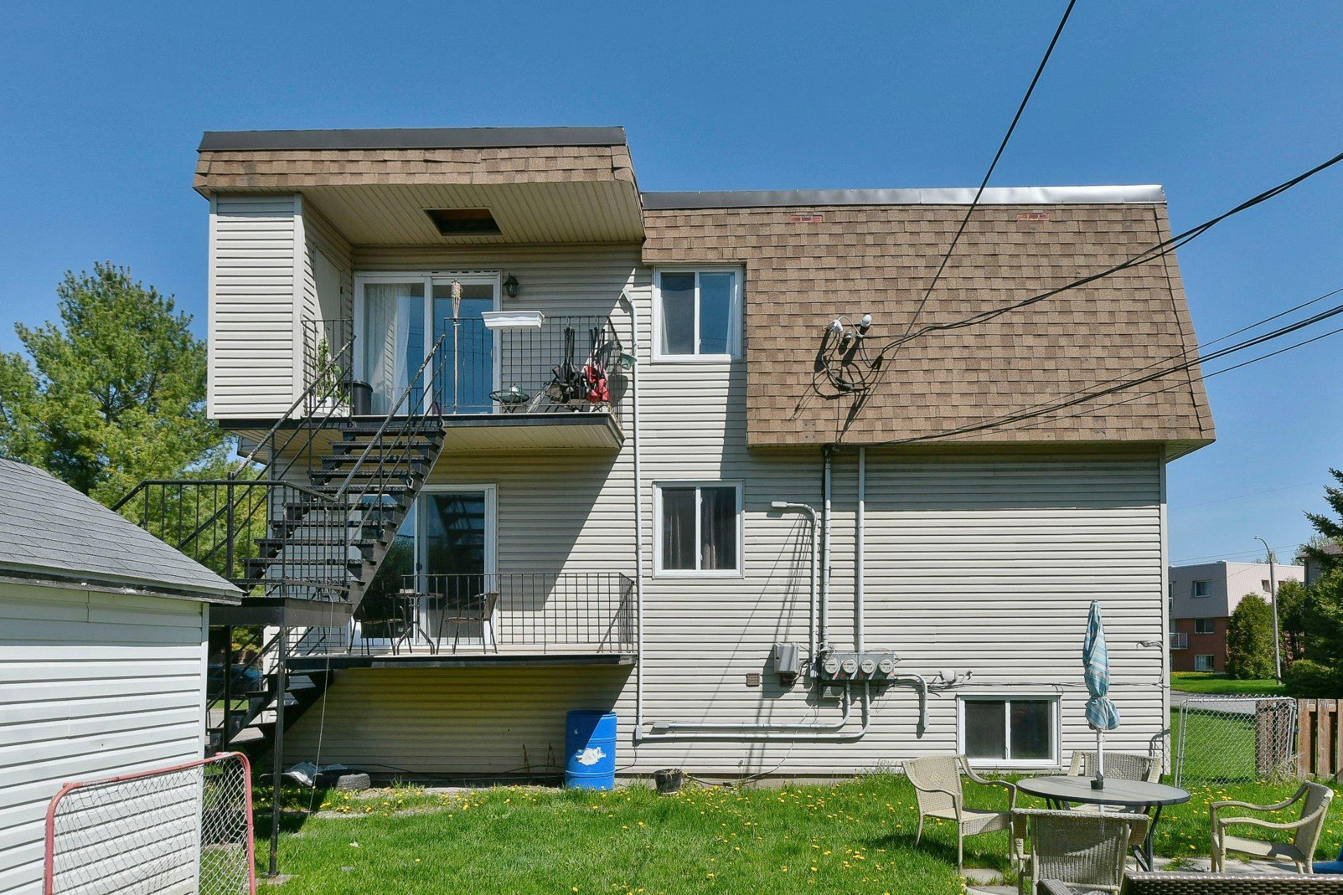 









174

 - 180


103e Avenue

,
Saint-Jérôme,




QC
J7Y5A5

