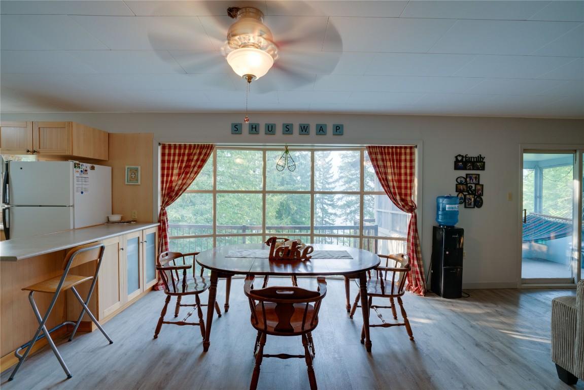 









4265


Eagle Bay

Road,
Eagle Bay,




BC
V0E 1T0

