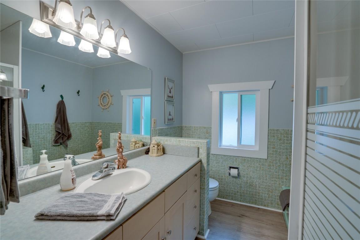 









4265


Eagle Bay

Road,
Eagle Bay,




BC
V0E 1T0

