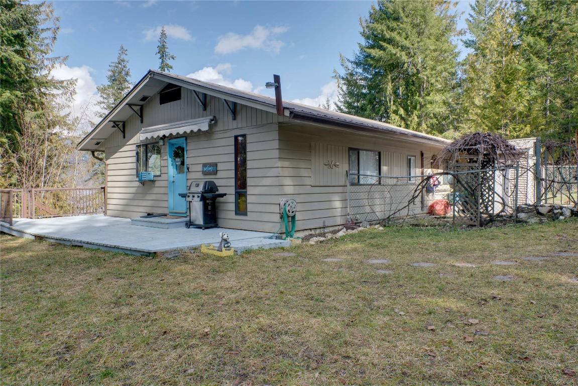 









4265


Eagle Bay

Road,
Eagle Bay,




BC
V0E 1T0

