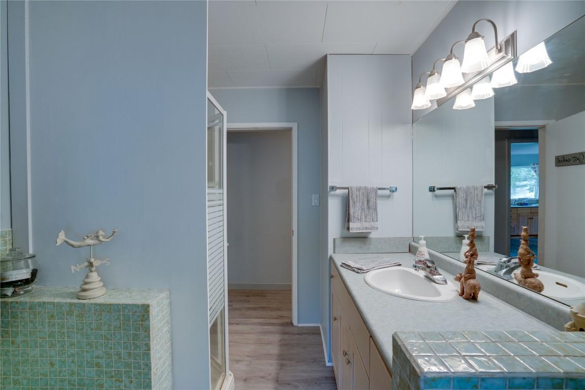 









4265


Eagle Bay

Road,
Eagle Bay,




BC
V0E 1T0

