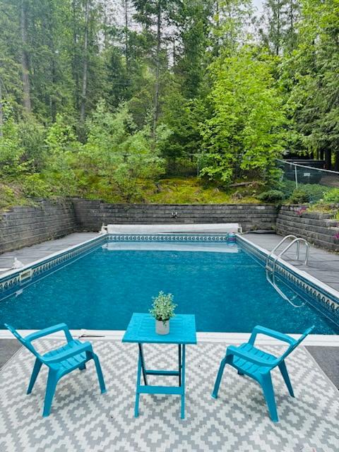 









4265


Eagle Bay

Road,
Eagle Bay,




BC
V0E 1T0

