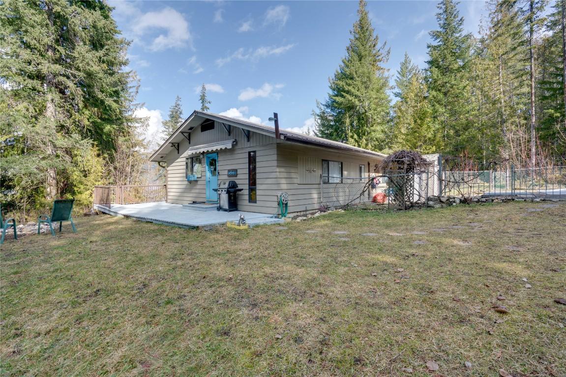 









4265


Eagle Bay

Road,
Eagle Bay,




BC
V0E 1T0

