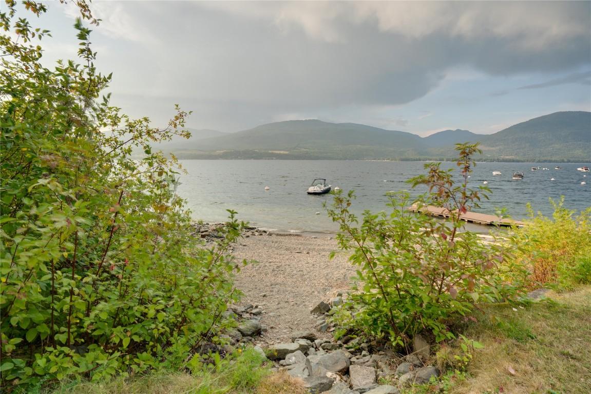 









4265


Eagle Bay

Road,
Eagle Bay,




BC
V0E 1T0

