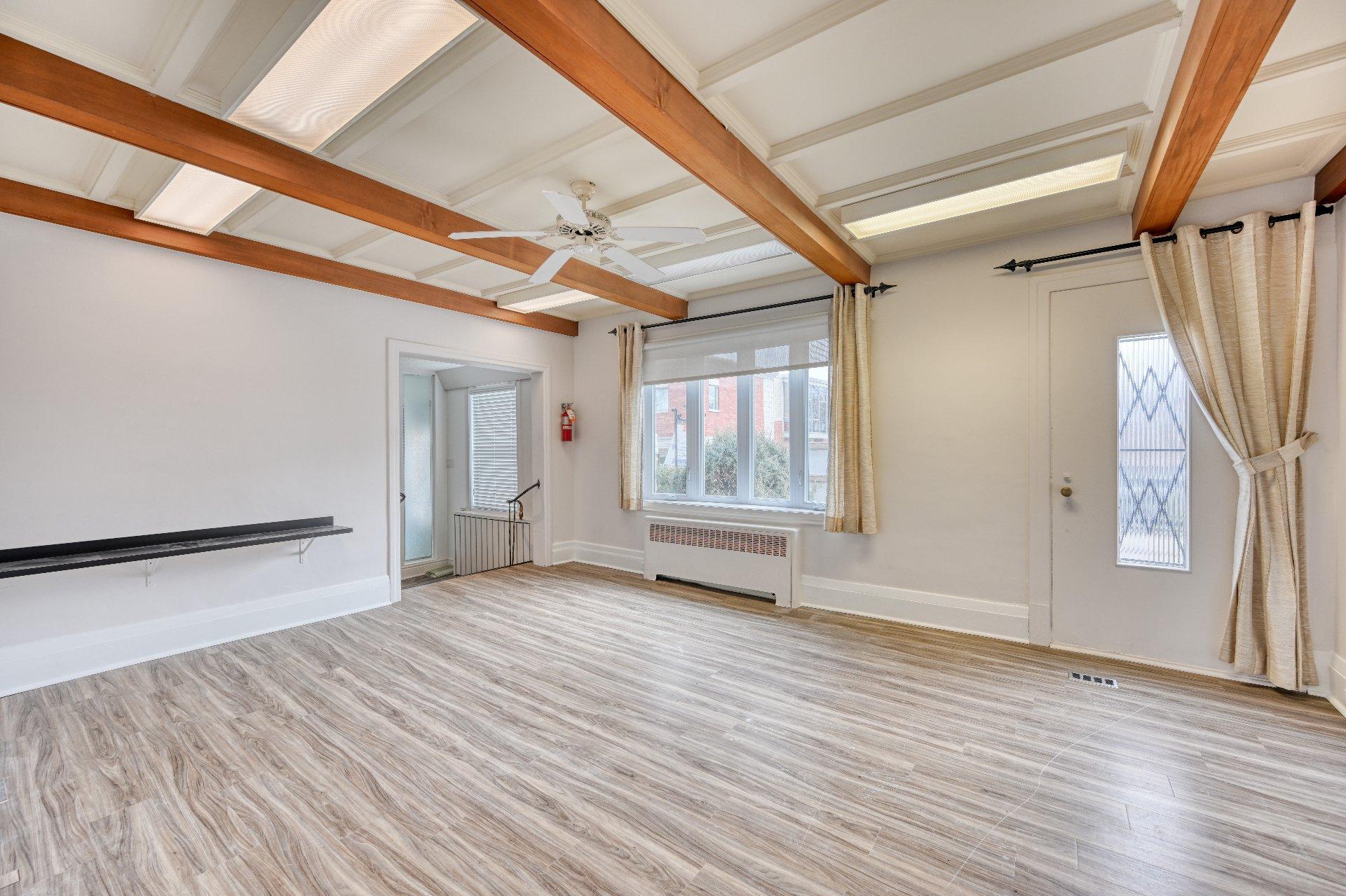 









183


Rue St-Eustache

,
Saint-Eustache,




QC
J7R2L5

