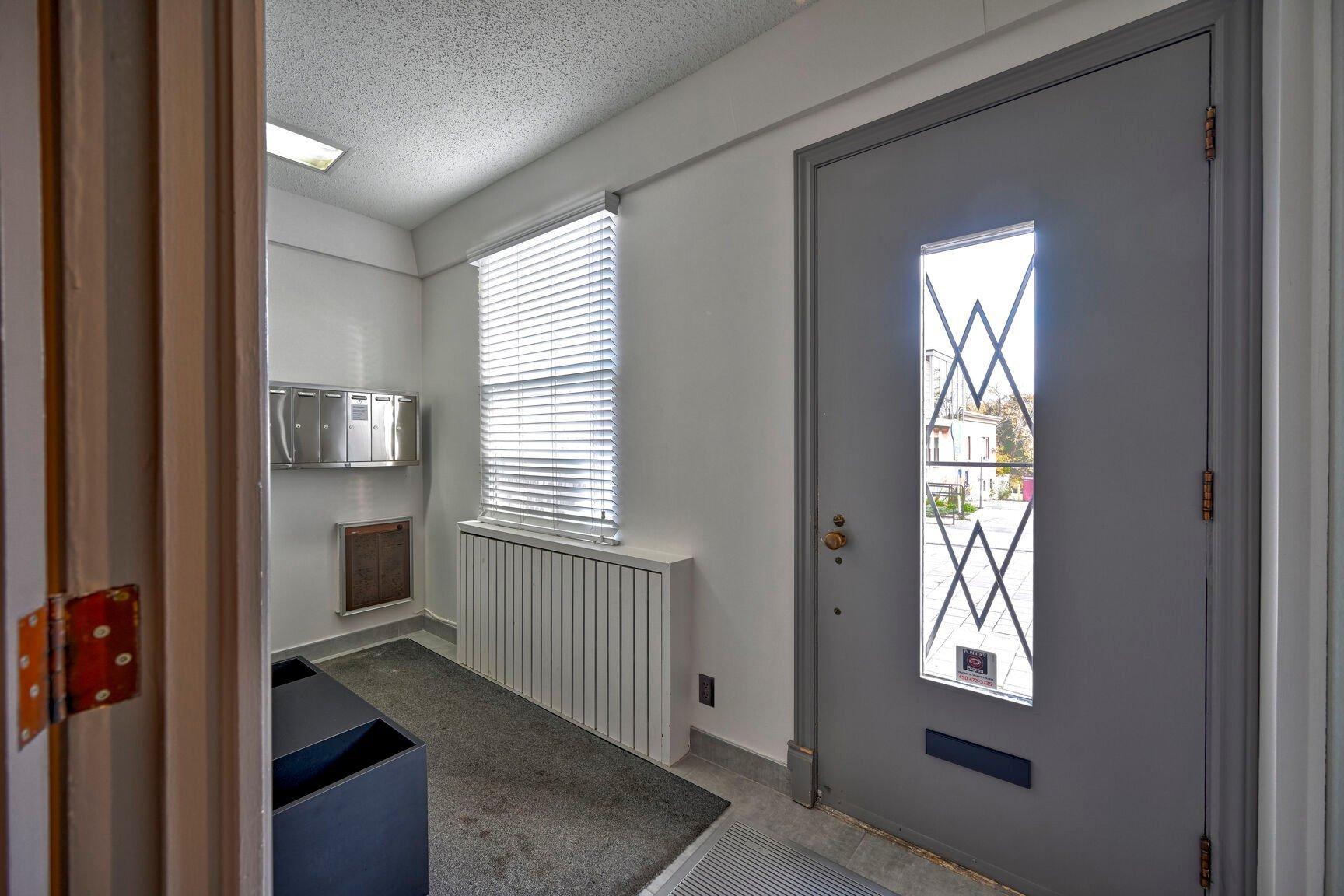 









183


Rue St-Eustache

,
Saint-Eustache,




QC
J7R2L5

