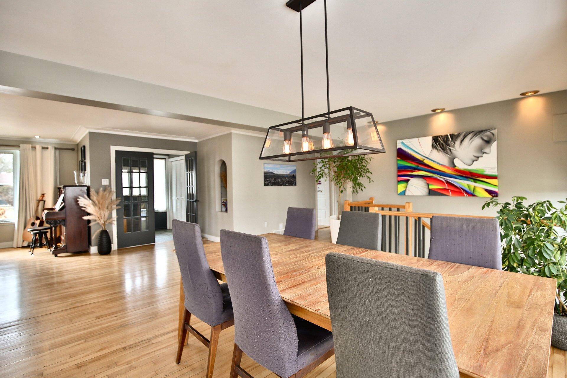 









2094


Rue de Bedford

,
Saint-Bruno-de-Montarville,




QC
J3V4A8

