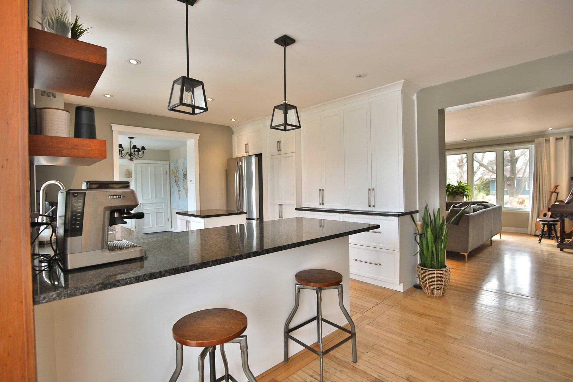 









2094


Rue de Bedford

,
Saint-Bruno-de-Montarville,




QC
J3V4A8

