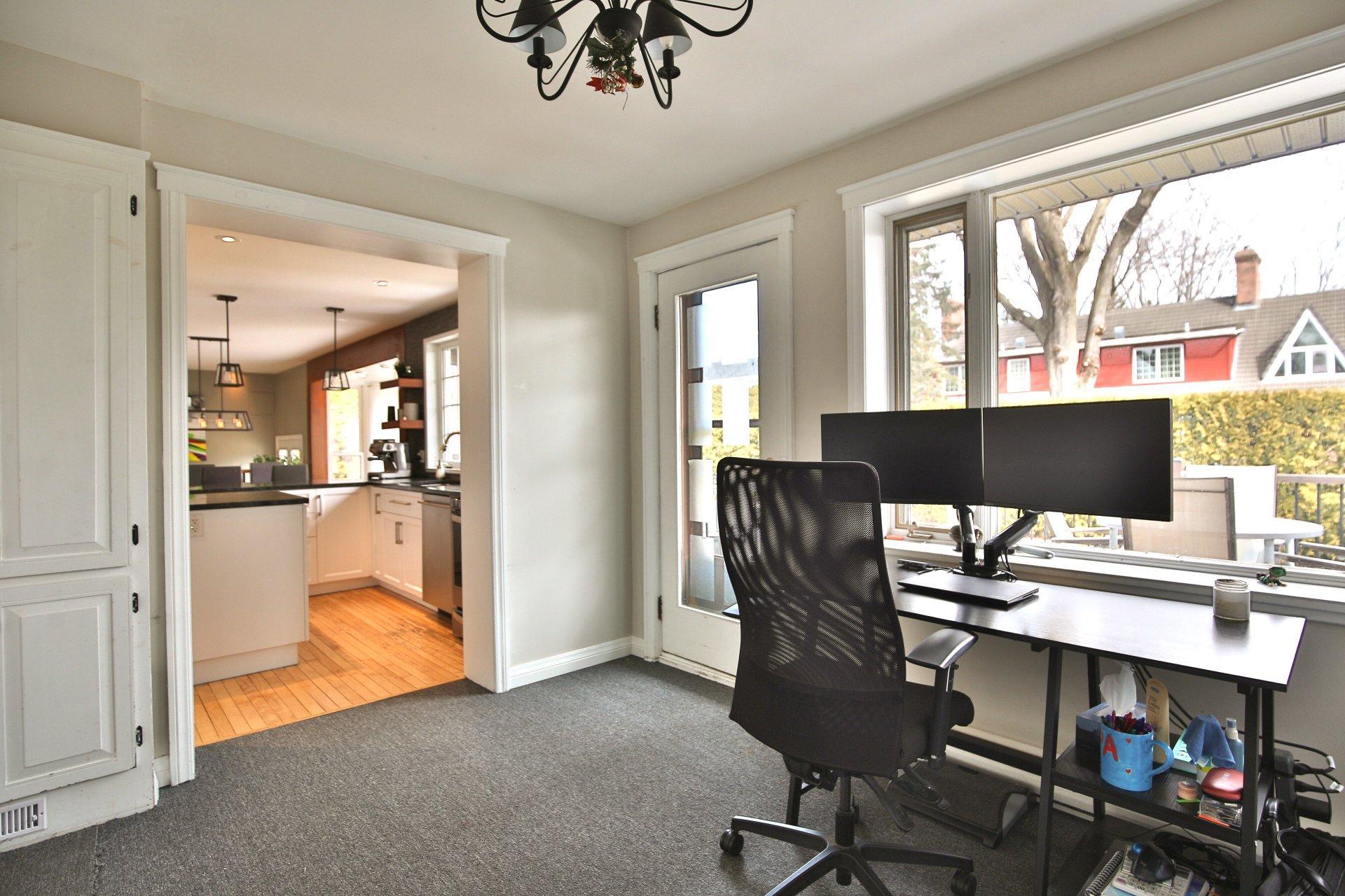 









2094


Rue de Bedford

,
Saint-Bruno-de-Montarville,




QC
J3V4A8

