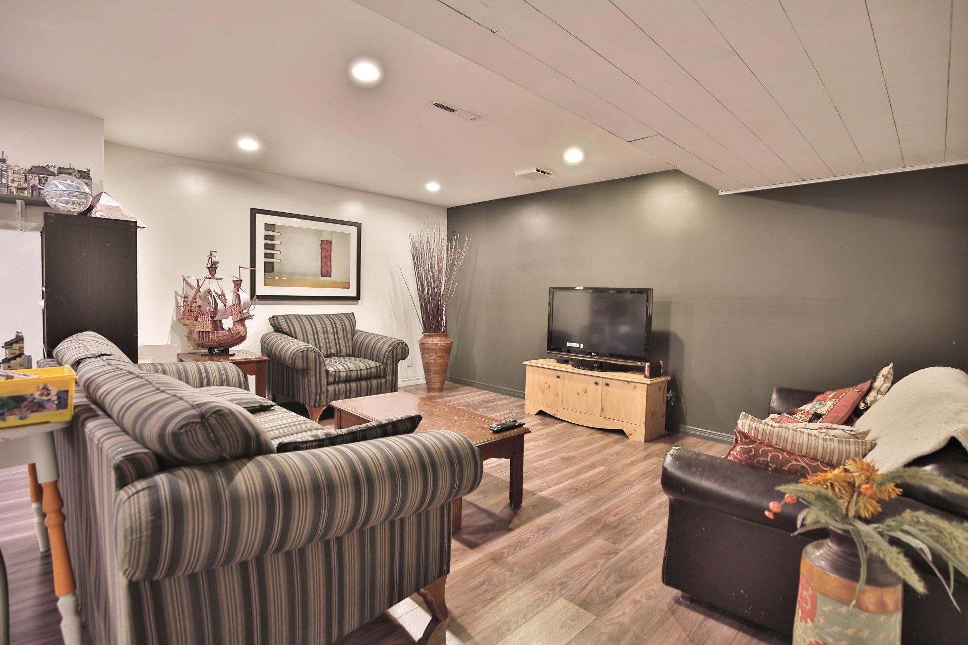 









2094


Rue de Bedford

,
Saint-Bruno-de-Montarville,




QC
J3V4A8

