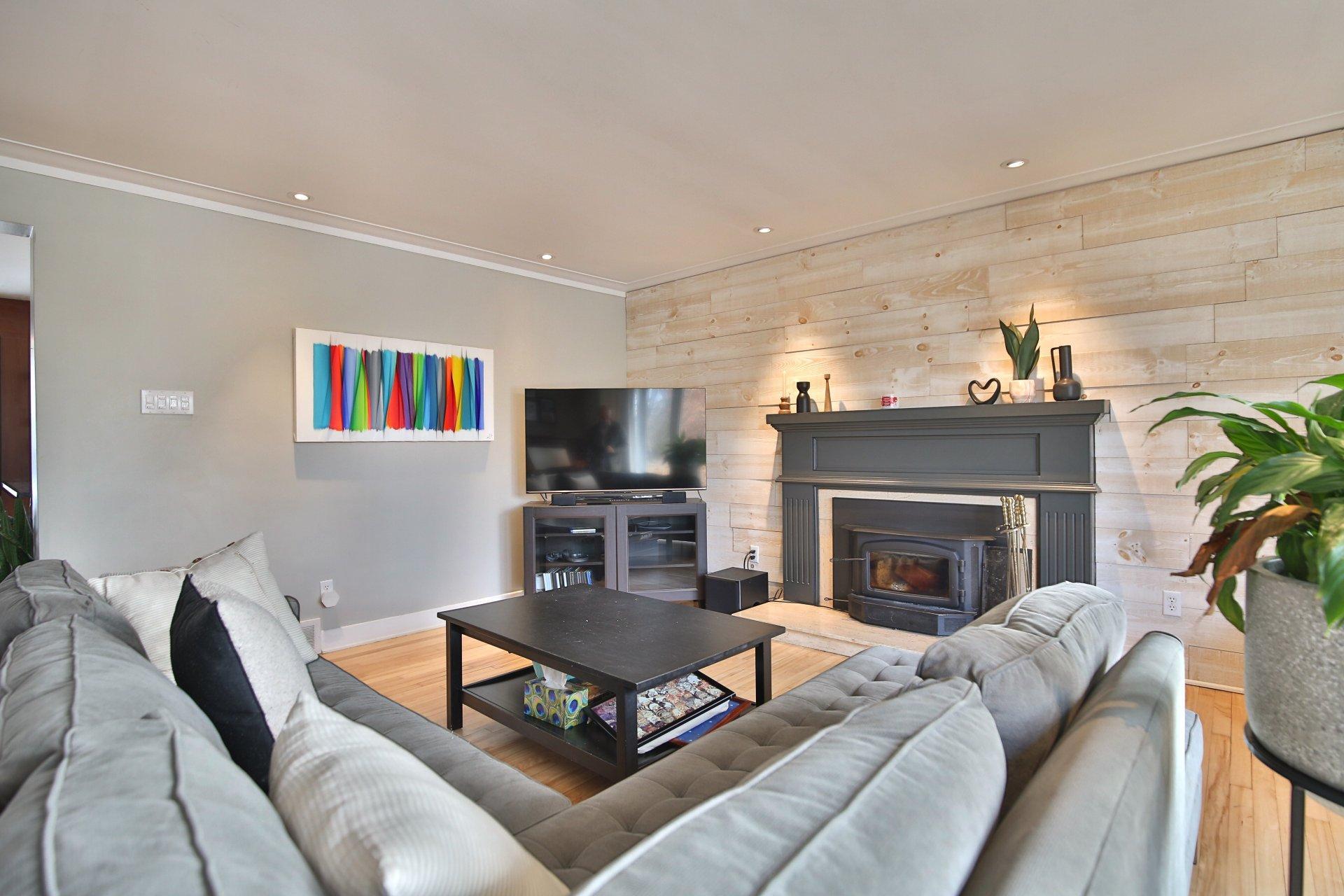 









2094


Rue de Bedford

,
Saint-Bruno-de-Montarville,




QC
J3V4A8

