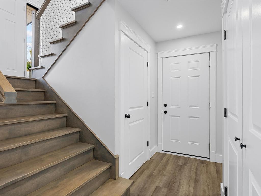 












98 Kelly Heights

,
Stratford,




PE
C1B 4M1

