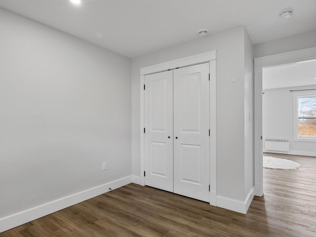 












98 Kelly Heights

,
Stratford,




PE
C1B 4M1

