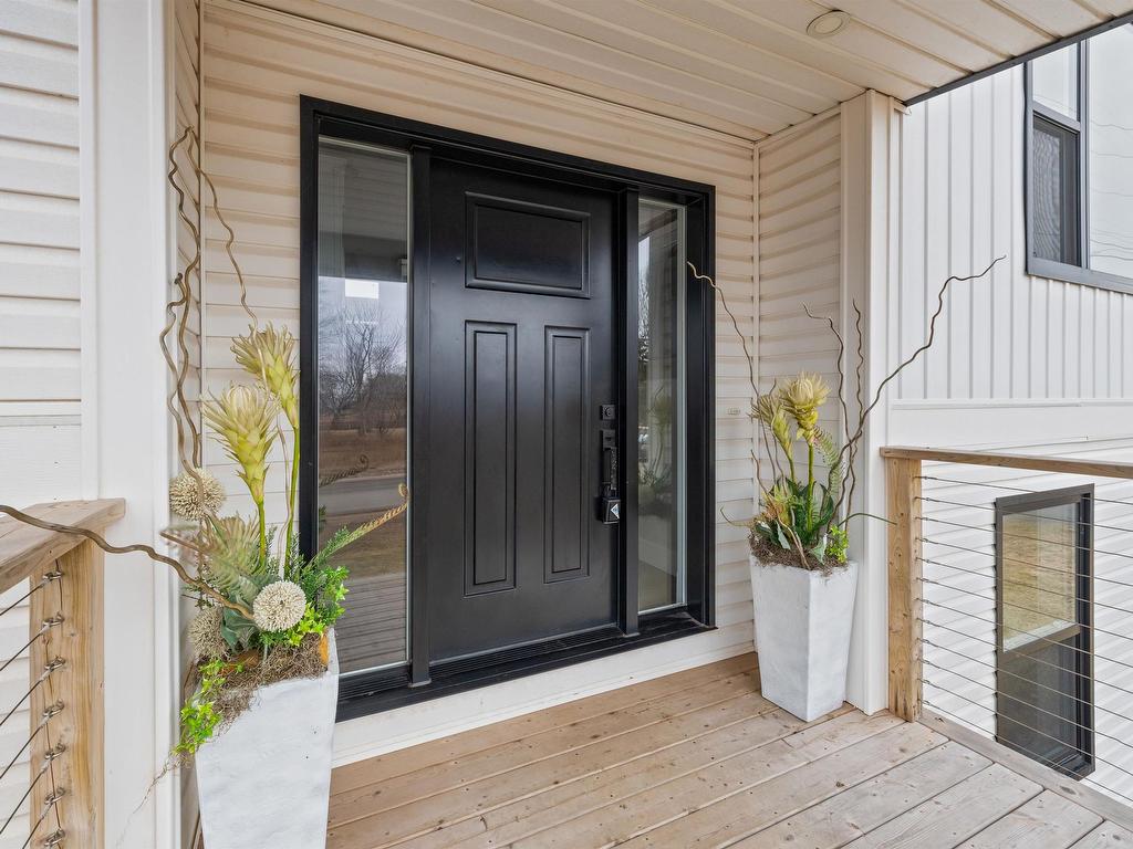 












98 Kelly Heights

,
Stratford,




PE
C1B 4M1

