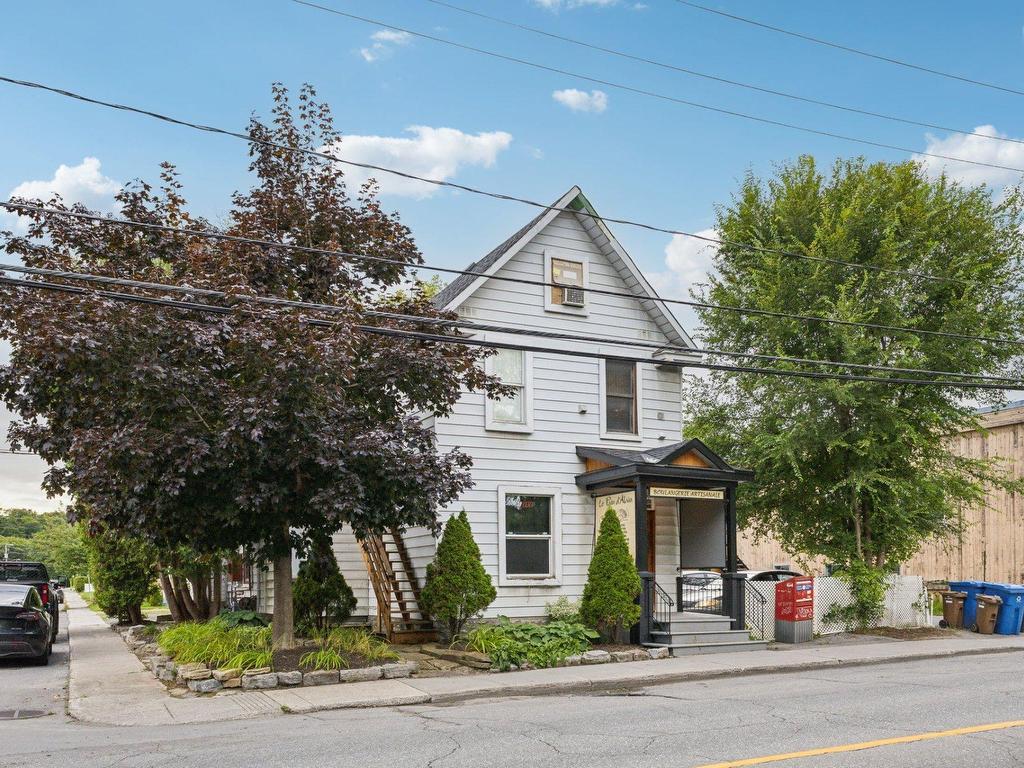 









53


Boul. St-Joseph

,
Gatineau (Hull),




QC
J8T7W3

