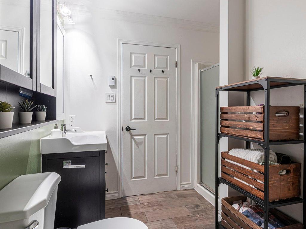 









101


Rue Marie-Renée

,
Varennes,




QC
J3X1X4

