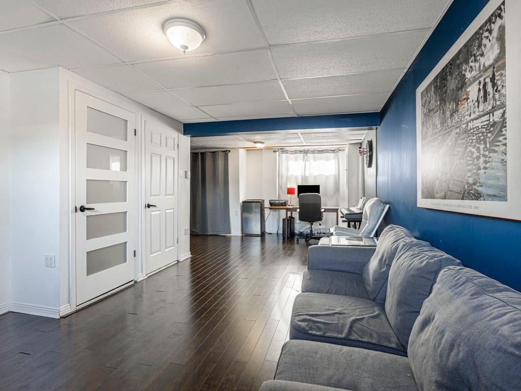 









101


Rue Marie-Renée

,
Varennes,




QC
J3X1X4

