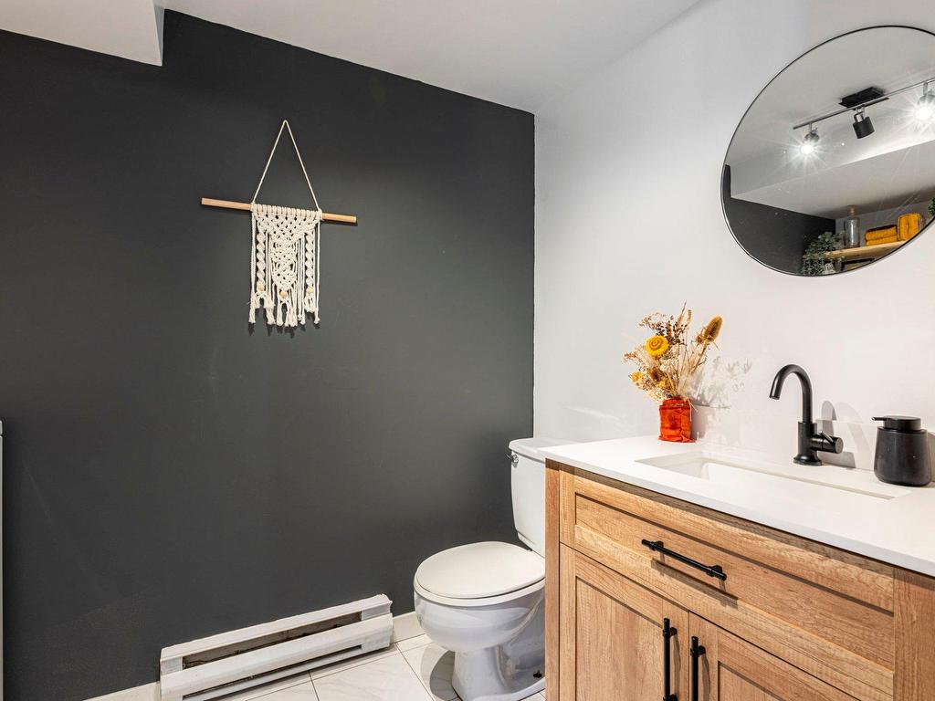 









101


Rue Marie-Renée

,
Varennes,




QC
J3X1X4

