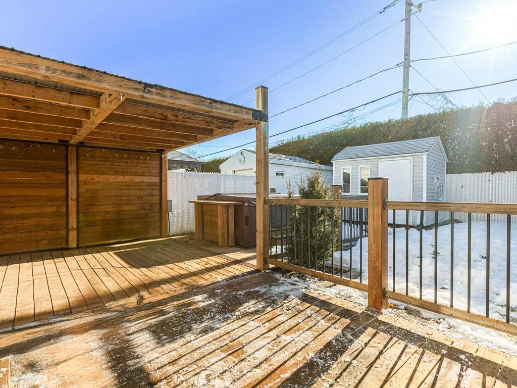 









101


Rue Marie-Renée

,
Varennes,




QC
J3X1X4

