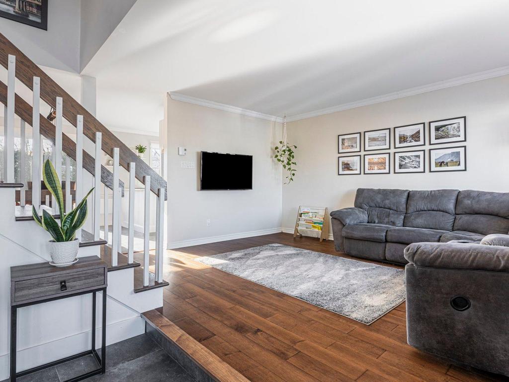 









101


Rue Marie-Renée

,
Varennes,




QC
J3X1X4

