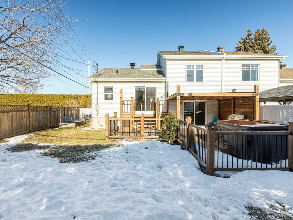 









101


Rue Marie-Renée

,
Varennes,




QC
J3X1X4

