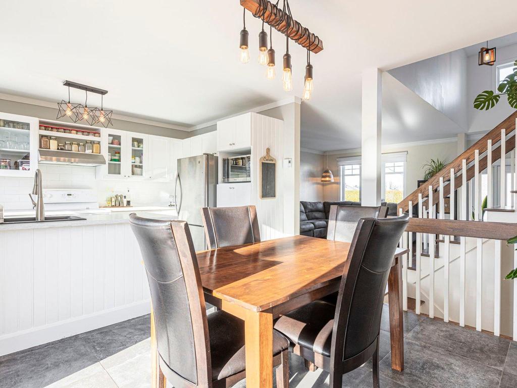 









101


Rue Marie-Renée

,
Varennes,




QC
J3X1X4

