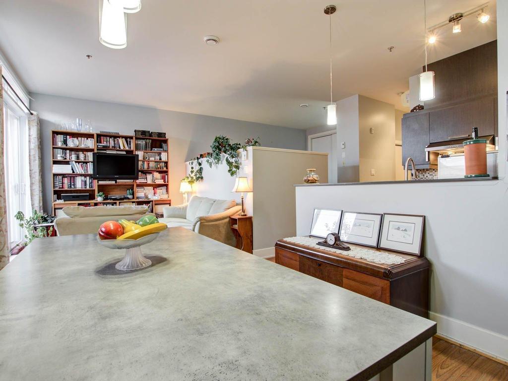 









5905


Rue de la Tourbière

, 403,
Longueuil (Saint-Hubert),




QC
J3Y0K8

