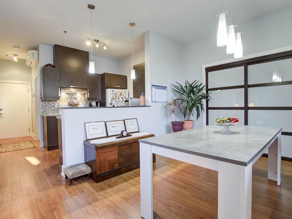 









5905


Rue de la Tourbière

, 403,
Longueuil (Saint-Hubert),




QC
J3Y0K8


