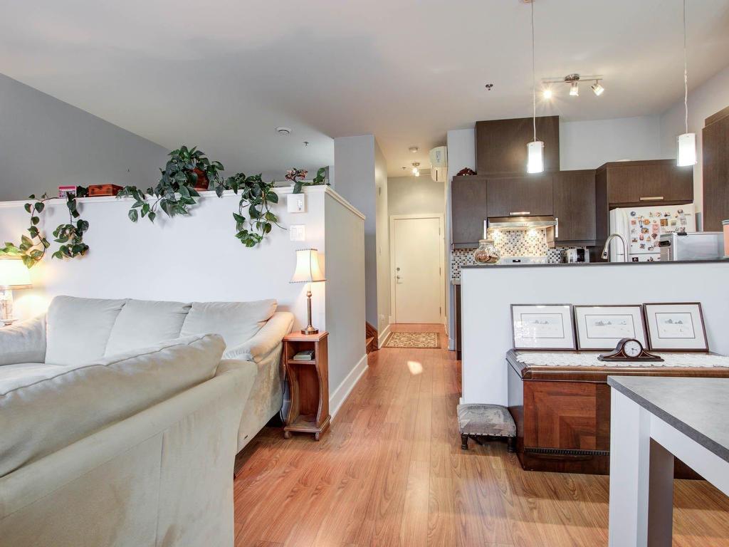 









5905


Rue de la Tourbière

, 403,
Longueuil (Saint-Hubert),




QC
J3Y0K8

