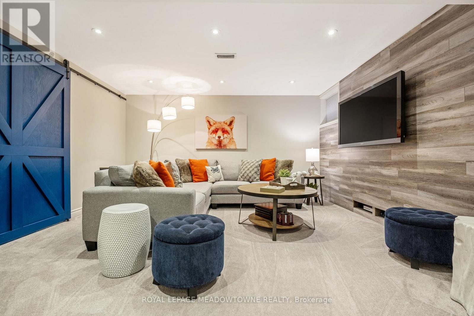 












792 RAYNER COURT

,
Milton,




Ontario
L9T0N8

