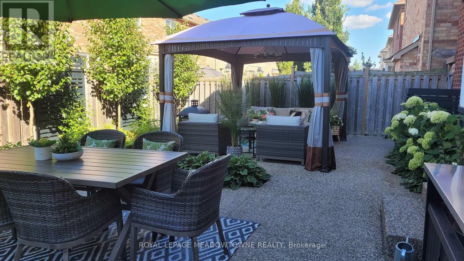 












792 RAYNER COURT

,
Milton,




Ontario
L9T0N8


