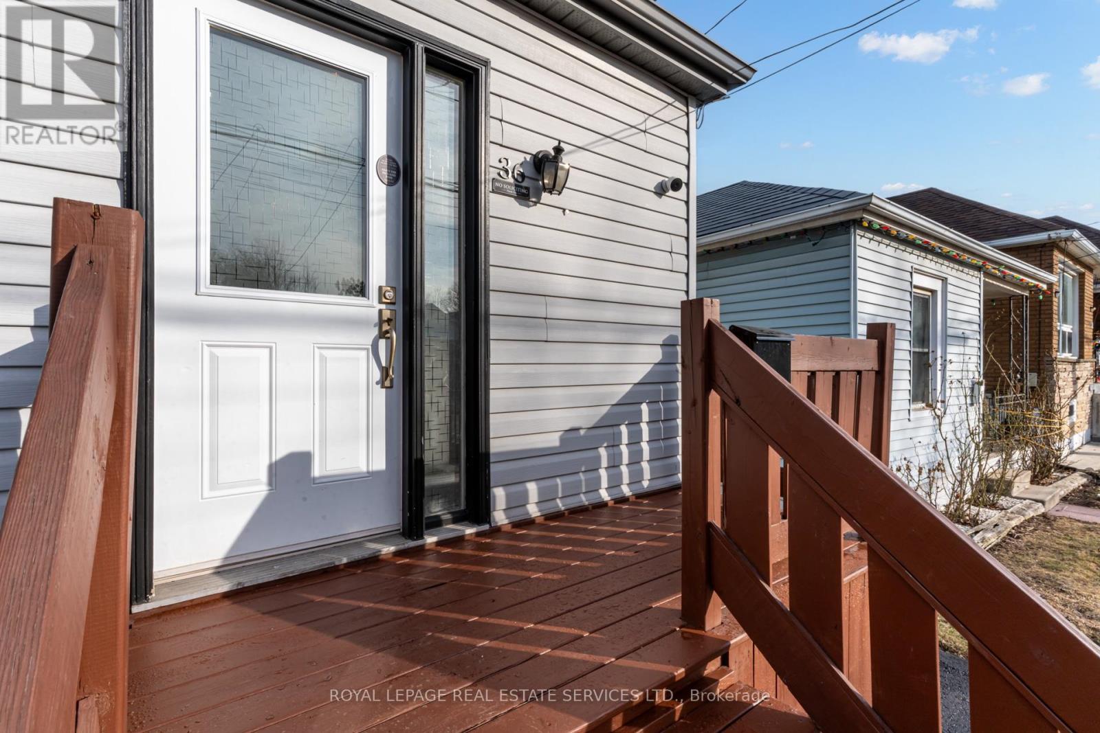 












36 HARMONY AVENUE

,
Hamilton,




Ontario
L8H4X2


