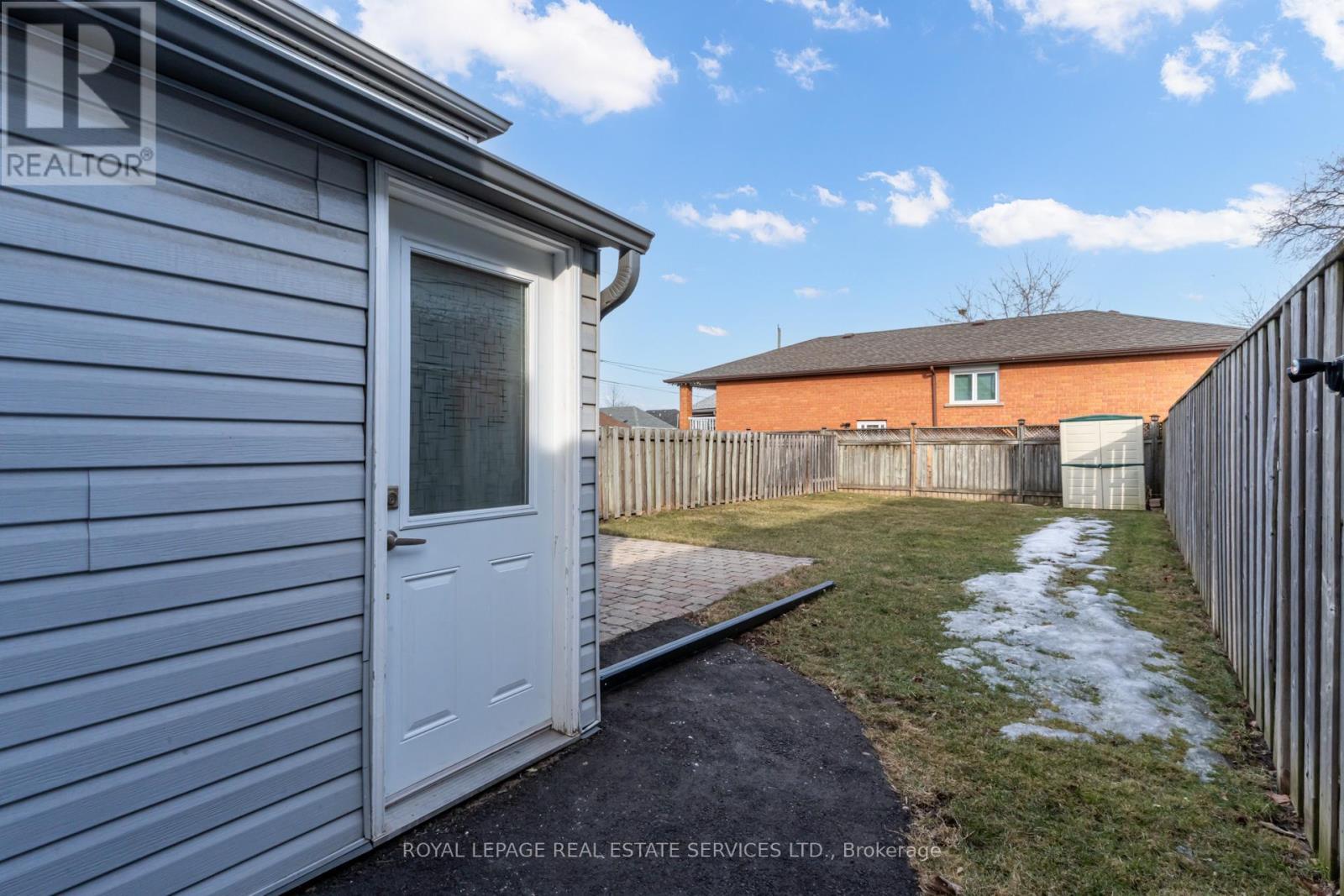 












36 HARMONY AVENUE

,
Hamilton,




Ontario
L8H4X2

