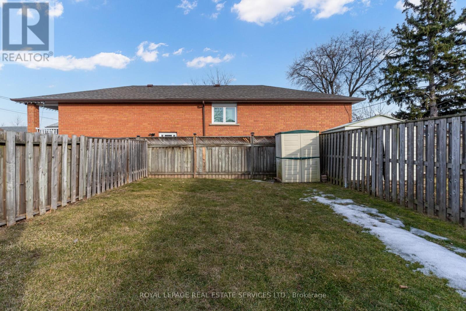 












36 HARMONY AVENUE

,
Hamilton,




Ontario
L8H4X2

